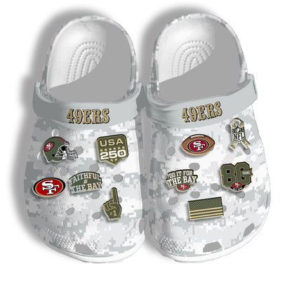 SF Salute To Service 2026 Edition Arctic Camo Clogs - Charms Gift Set