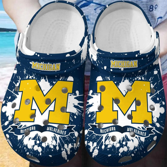 Michigan Wolverines Clog - Gift for you
